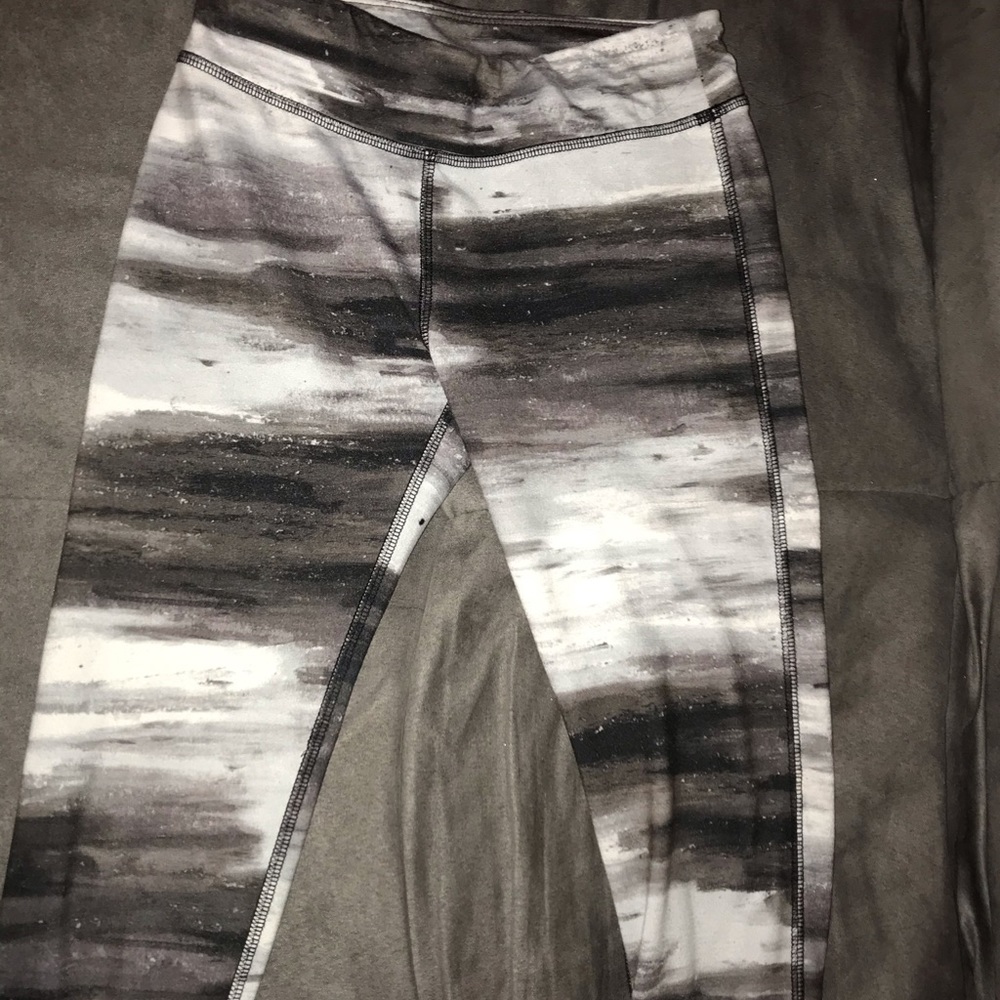 Girls So Leggings, With cutouts